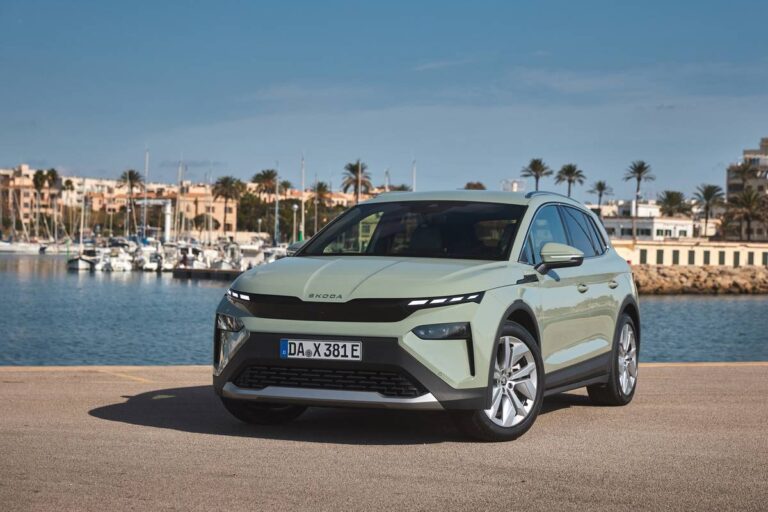 Škoda Elroq 2026: nuove versioni e dotazioni per il SUV elettrico