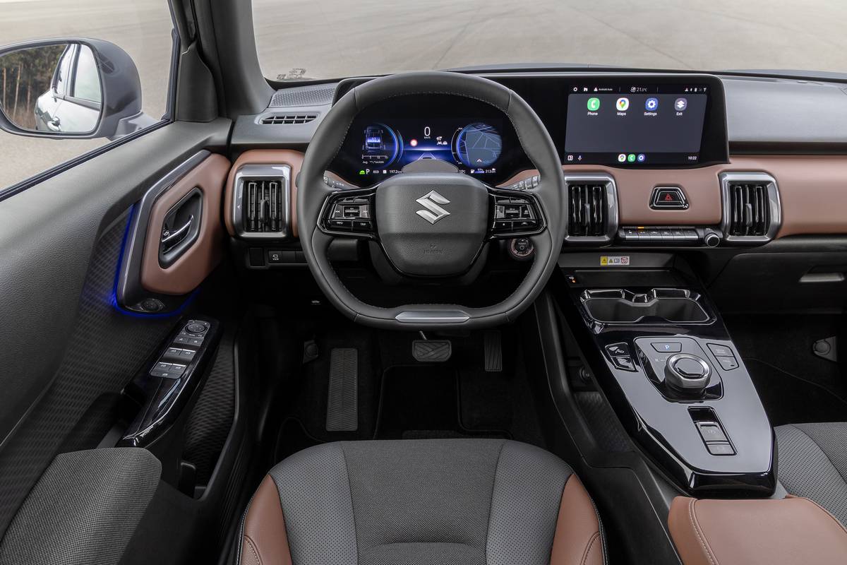 Suzuki eVITARA Ichi Edition interni  e tecnologia