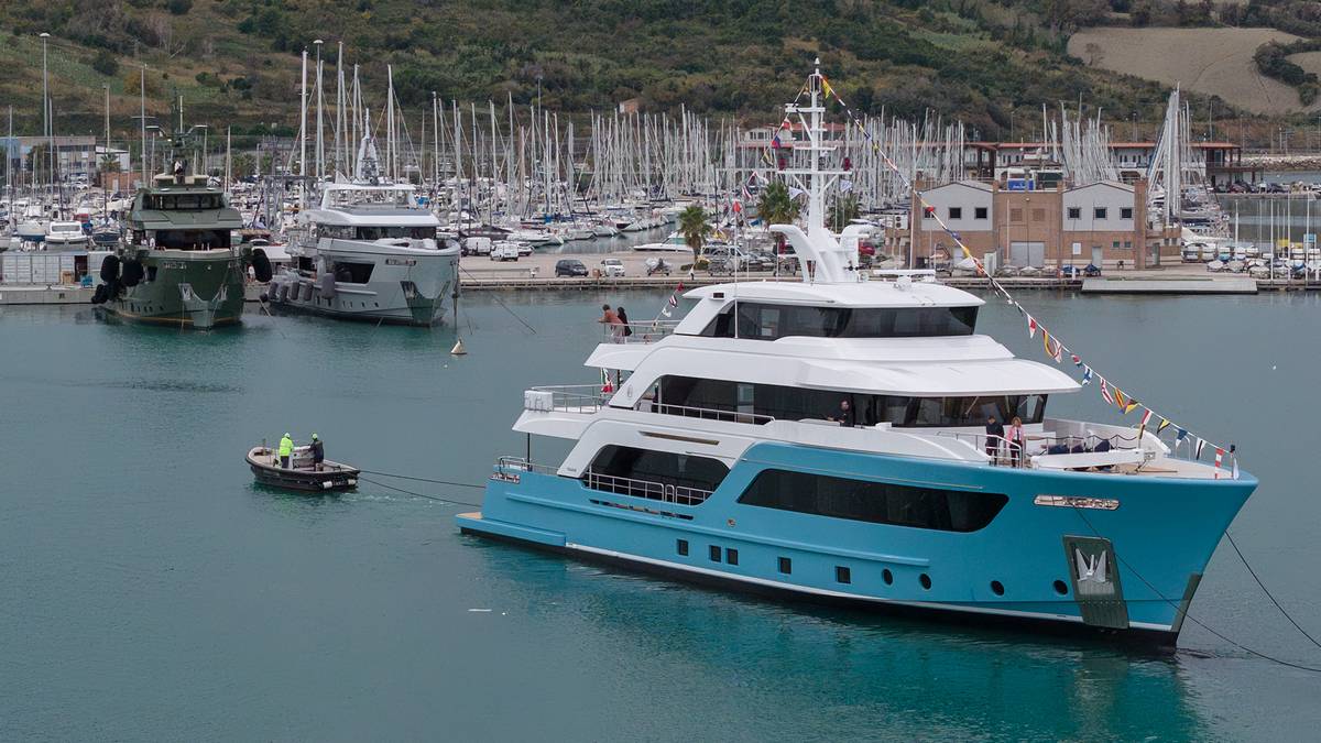 Cantiere delle Marche Presence cover