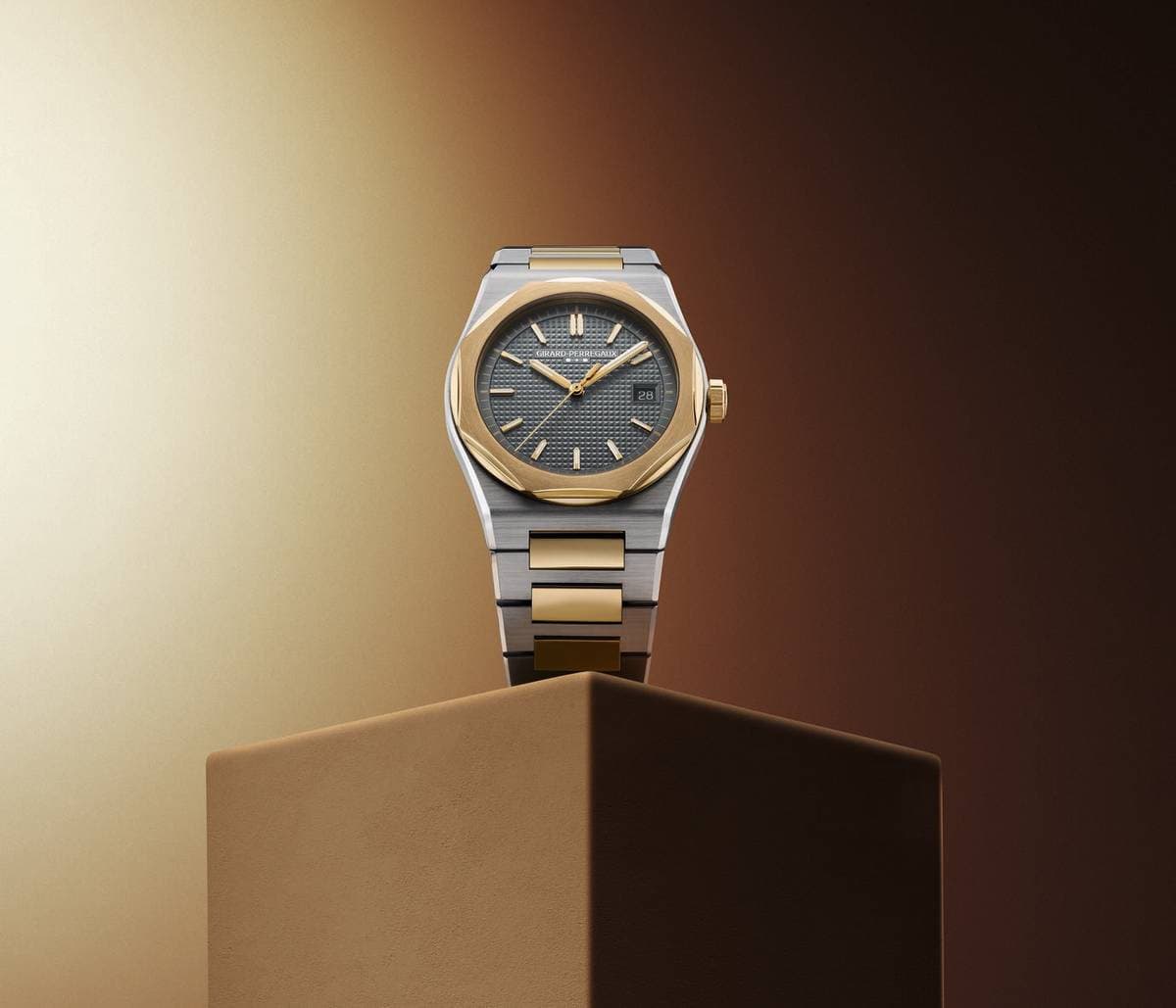 Girard-Perregaux Laureato Fifty