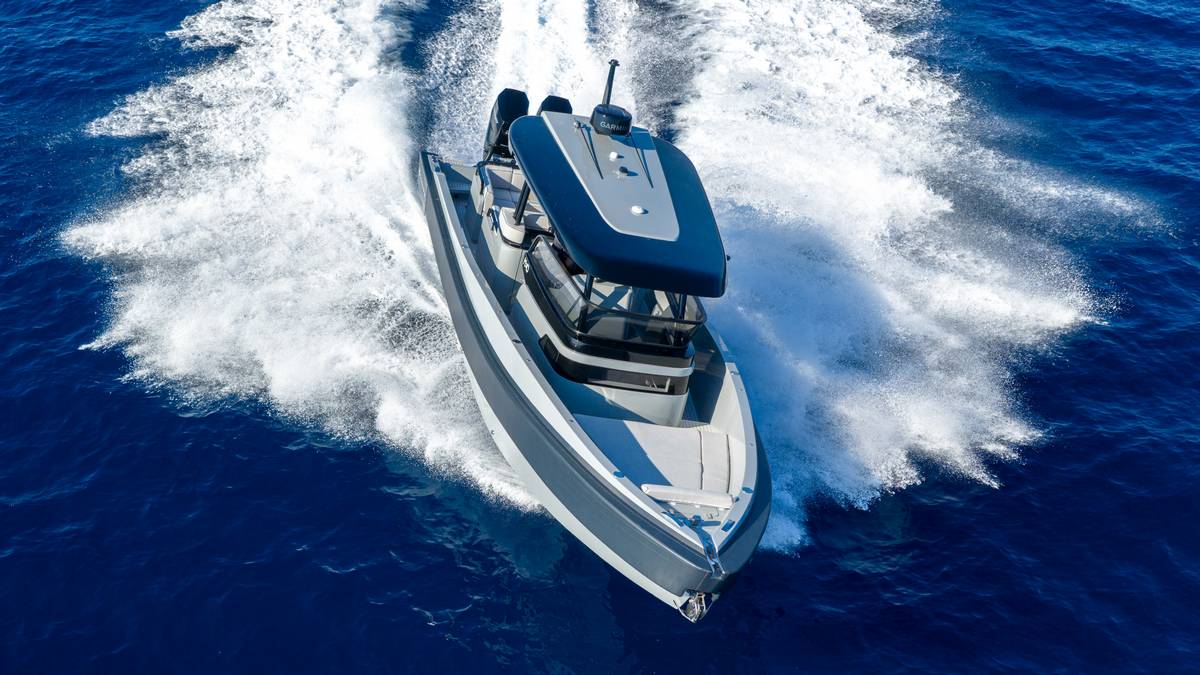 Tykun X chase boat cover