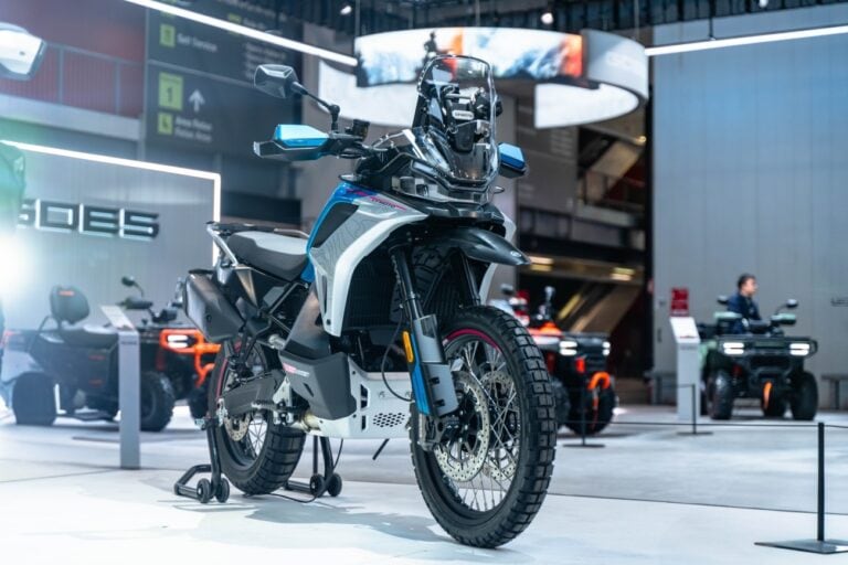 CFMOTO 1000MT-X: la nuova regina adventure da 111 CV presentata a EICMA