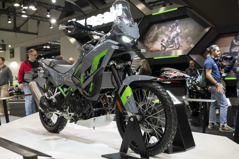 Kawasaki KLE 500: a Eicma 2025 il ritorno di una leggenda