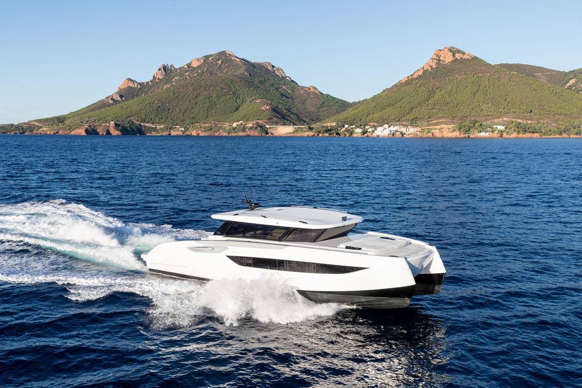 Sunreef Ultima 55