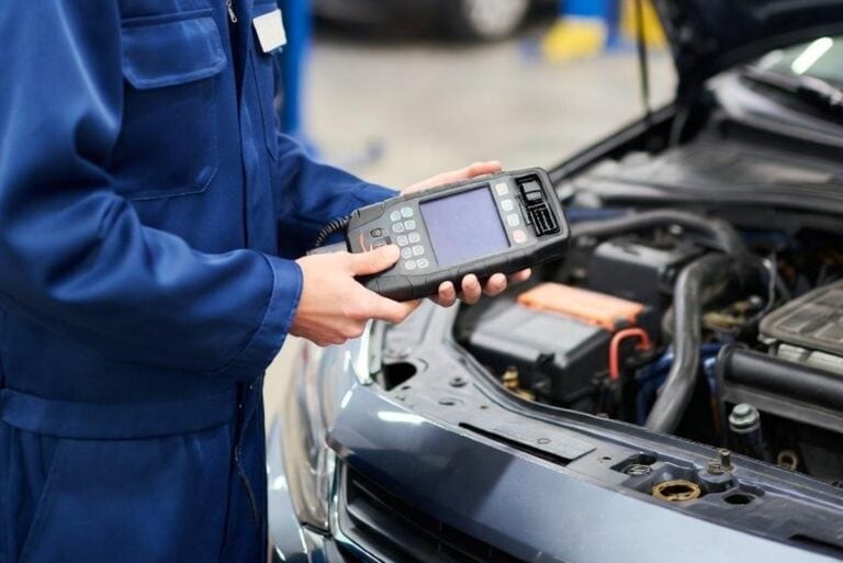Ecco quanto costa davvero la revisione dell’auto nel 2026