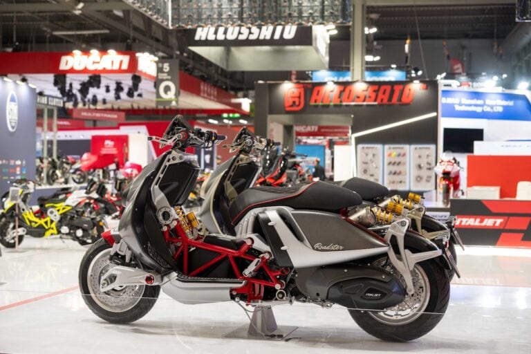 Italjet Roadster: lo scooter retrò con 394 cc