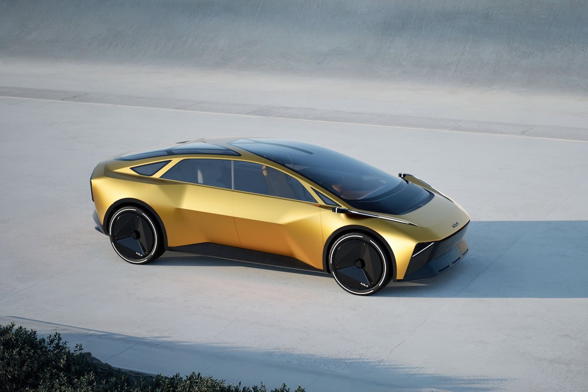 Auto futuristica Kia Vision Meta Turismo e di design, speciale vettura concept a zero emissioni, vettura innovativa per territori sostenibili e tecnologia avanzata.