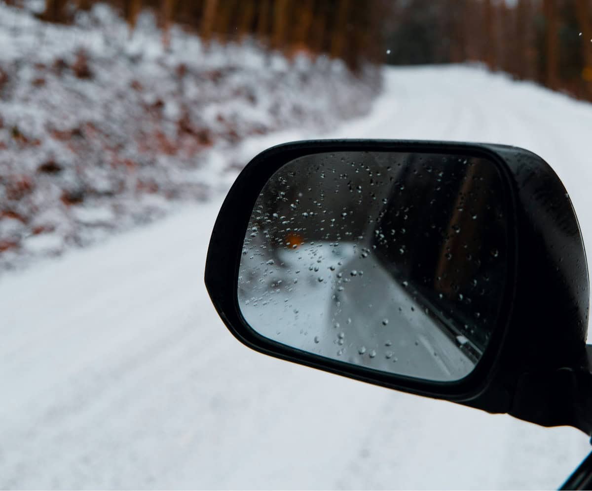 Guidare sulla neve: consigli per la sicurezza