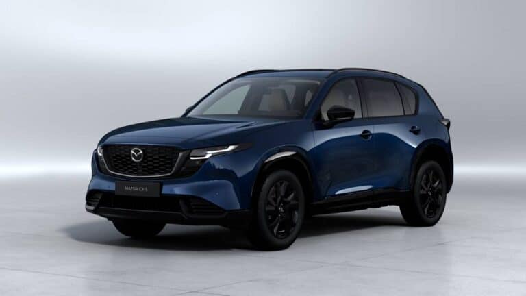 Nuova Mazda CX-5: debutta il Navy Blue