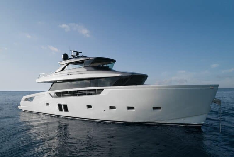 Sanlorenzo e Bluegame tornano al Miami Boat Show 2026: cinque yacht in mostra