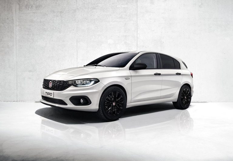 Fiat Tipo: le versioni Mirror e Street