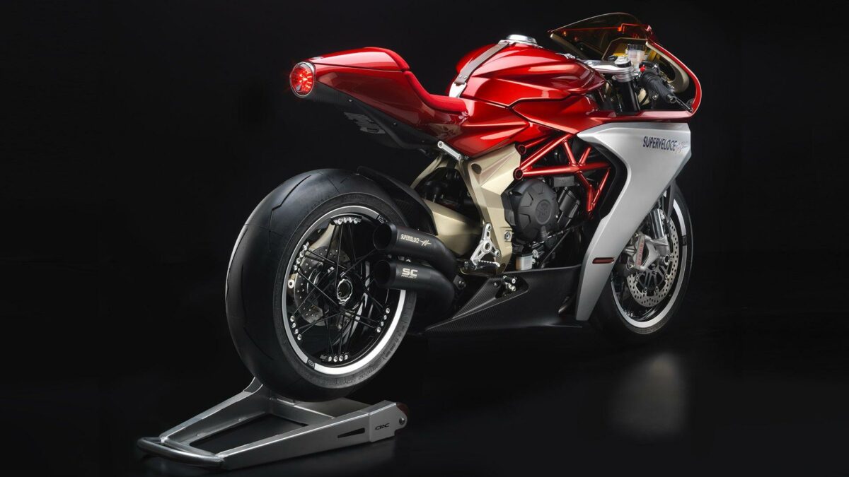 MV Agusta Superveloce 800