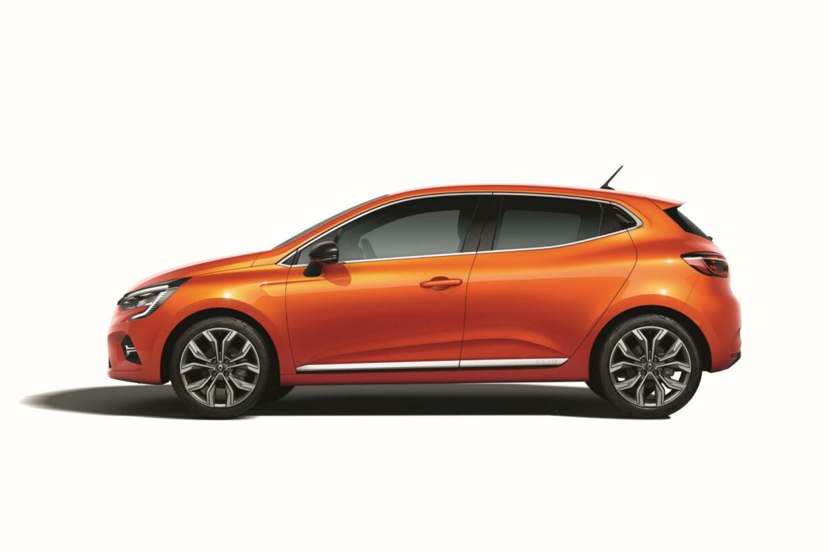 nuova Renault Clio profilo