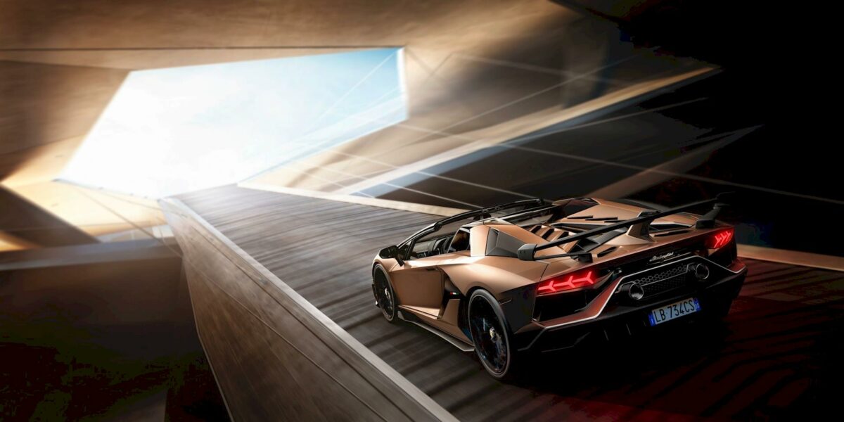 Lamborghini Aventador SVJ Roadster