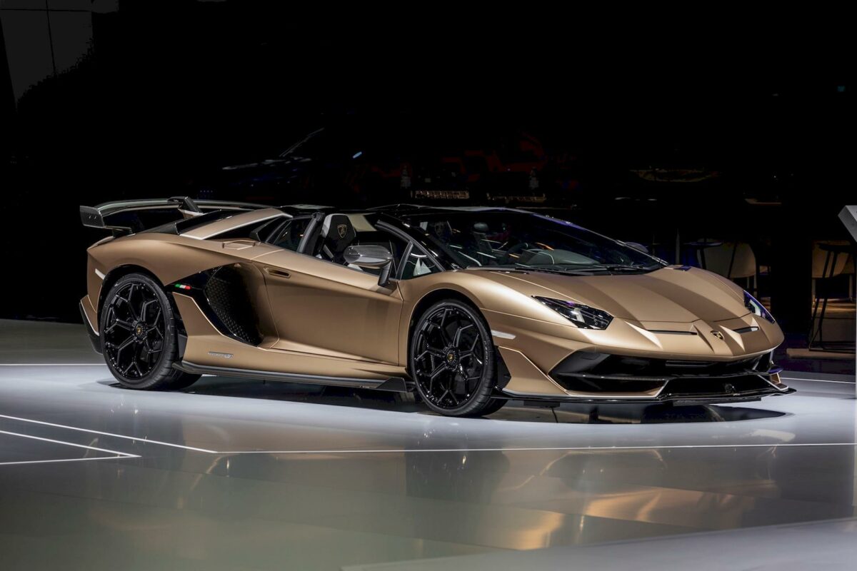 Lamborghini Aventador SVJ Roadster
