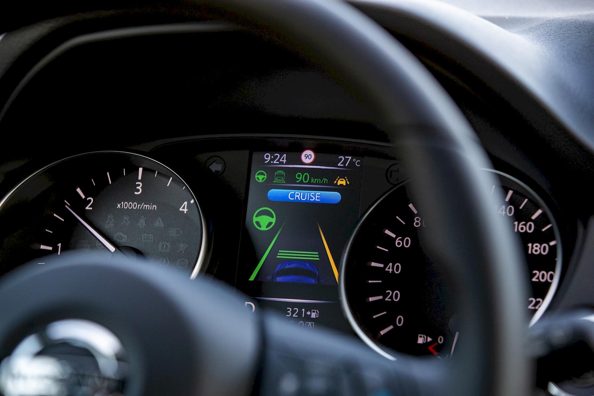 nissan qashqai interni