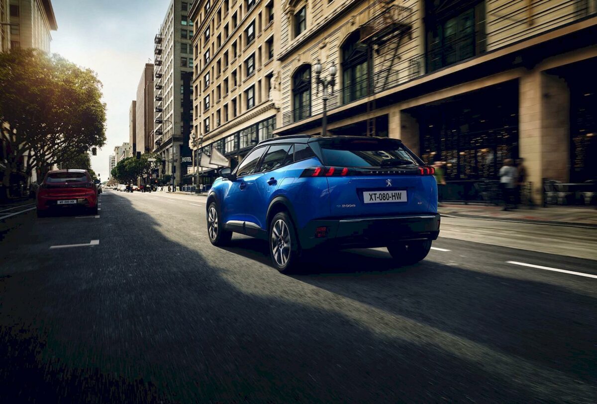 PEUGEOT 2008