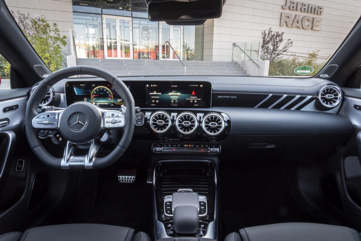 Mercedes-AMG A 45 4MATIC 2019