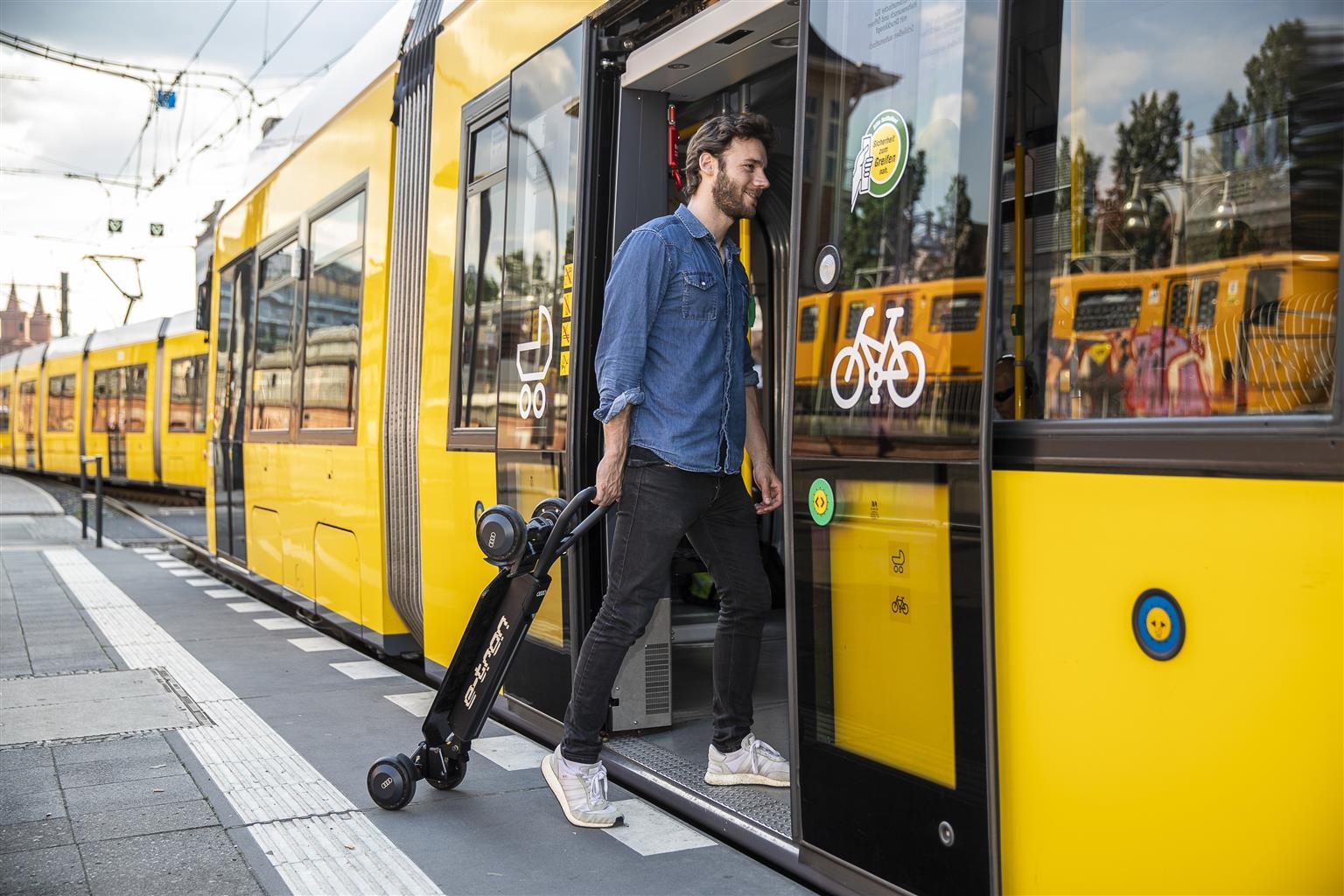 Audi e-tron scooter
