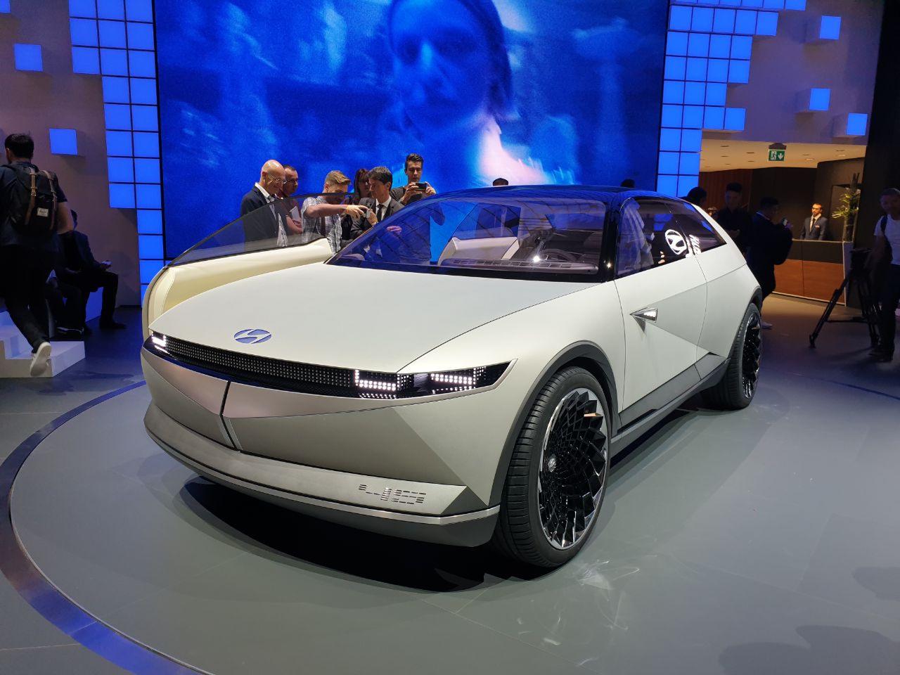 Hyundai Concept EV 45