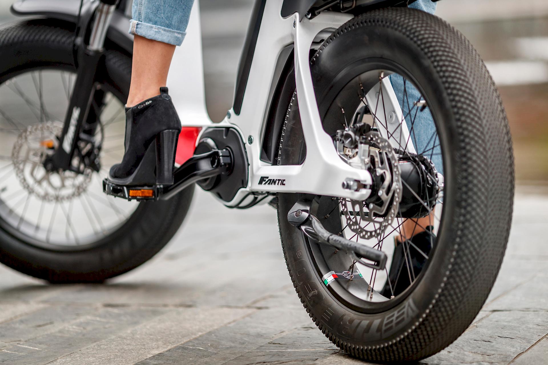 Fantic Issimo 