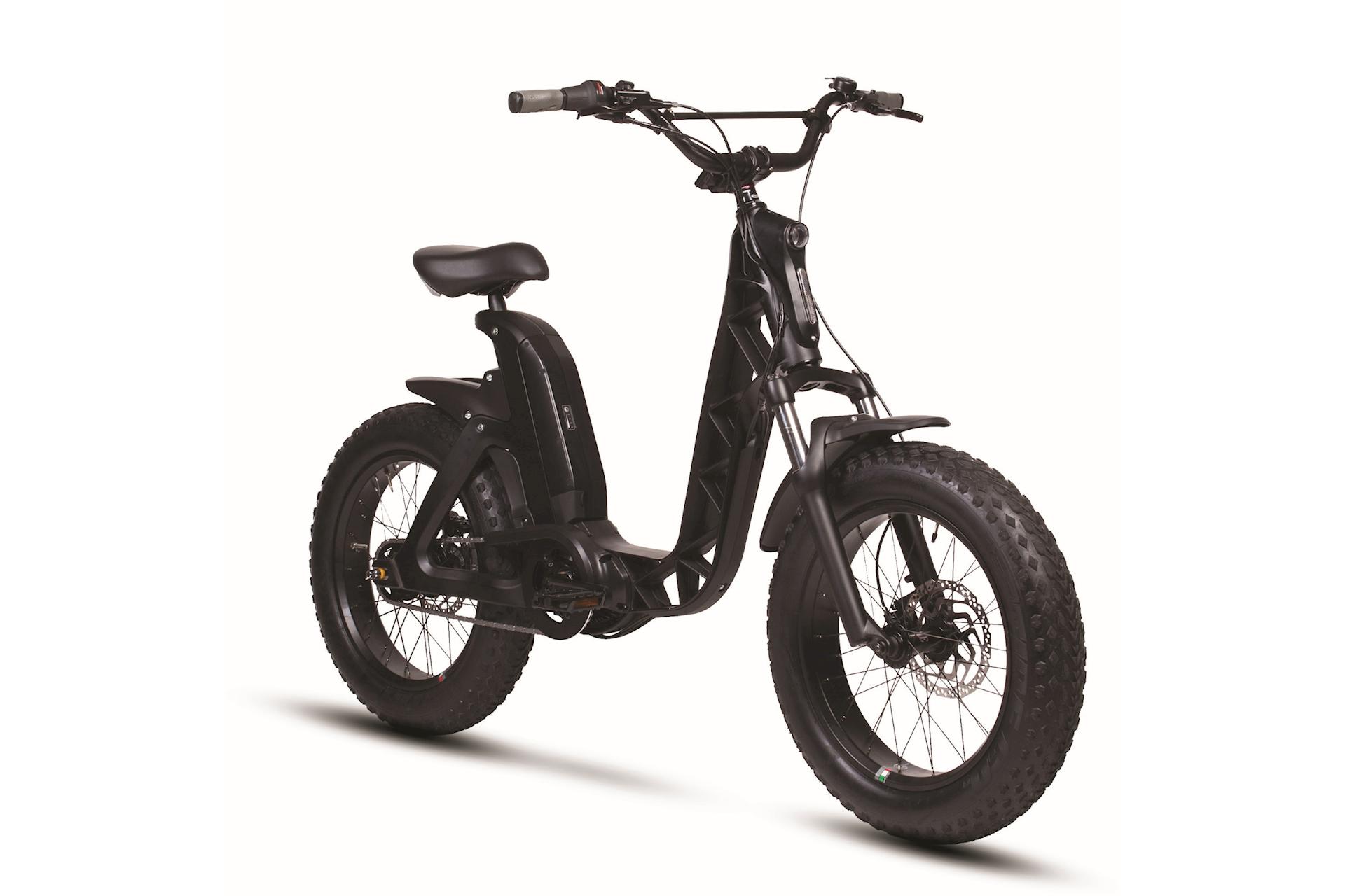 Fantic Issimo nero