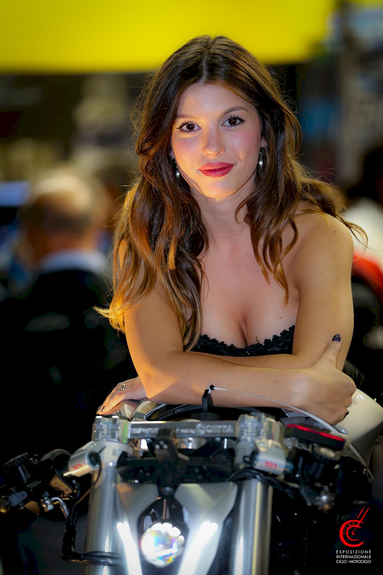Eicma Girls 2019
