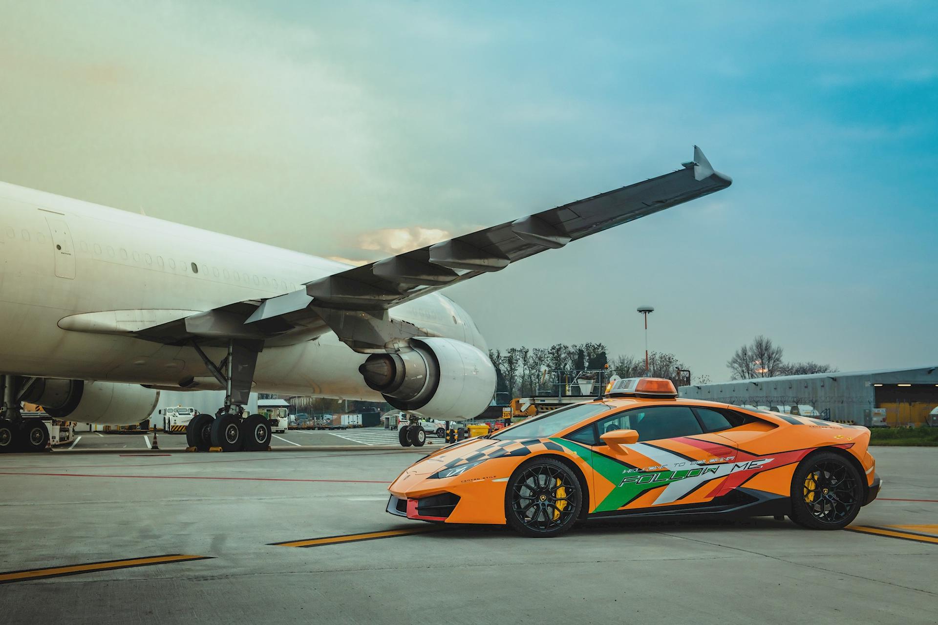 Lamborghini Huracan RWD Follow Me