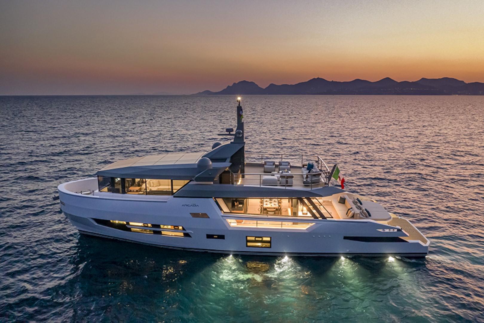 Arcadia Yachts Sherpa XL