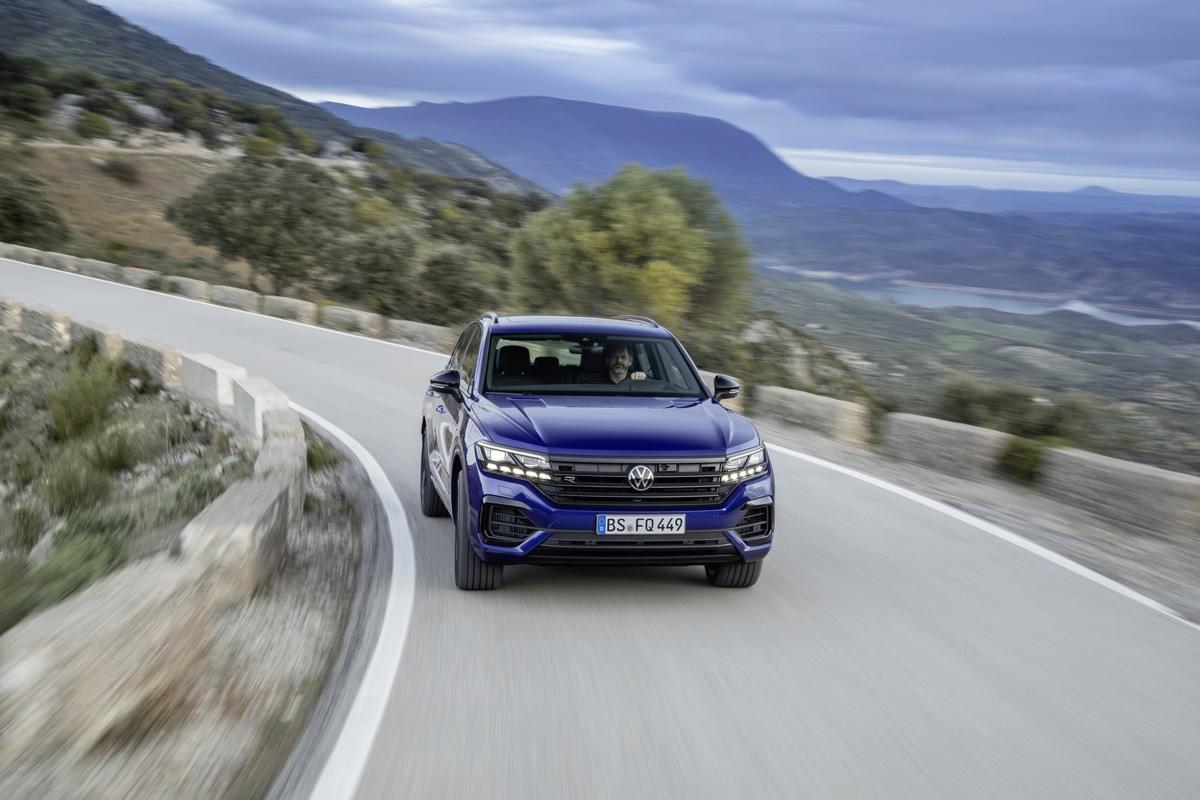 Volkswagen Touareg R 2020