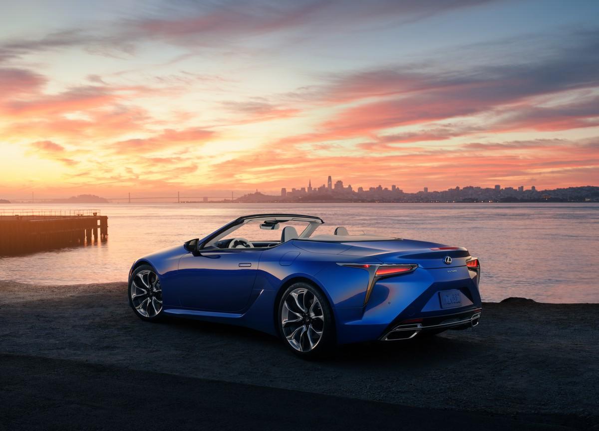 Lexus LC 500 Convertibile