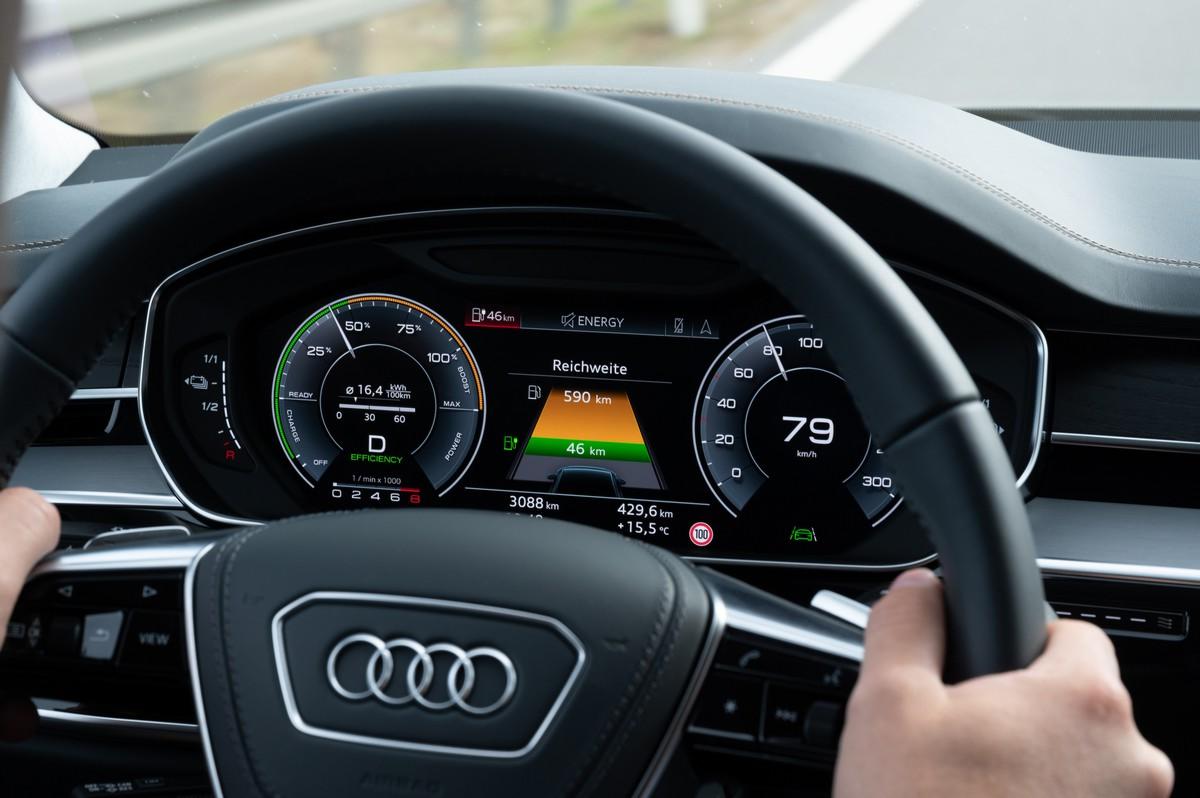 Audi A8 ibrida 2020 