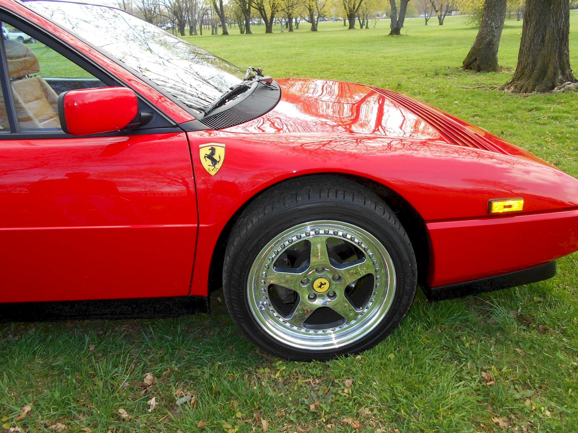 Ferrari Mondial T Cabrio