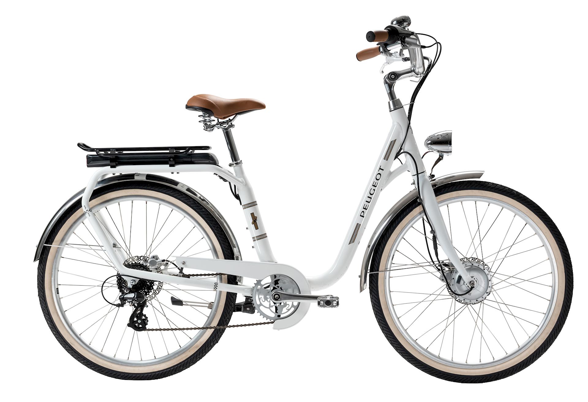 Peugeot Legend eLC01
