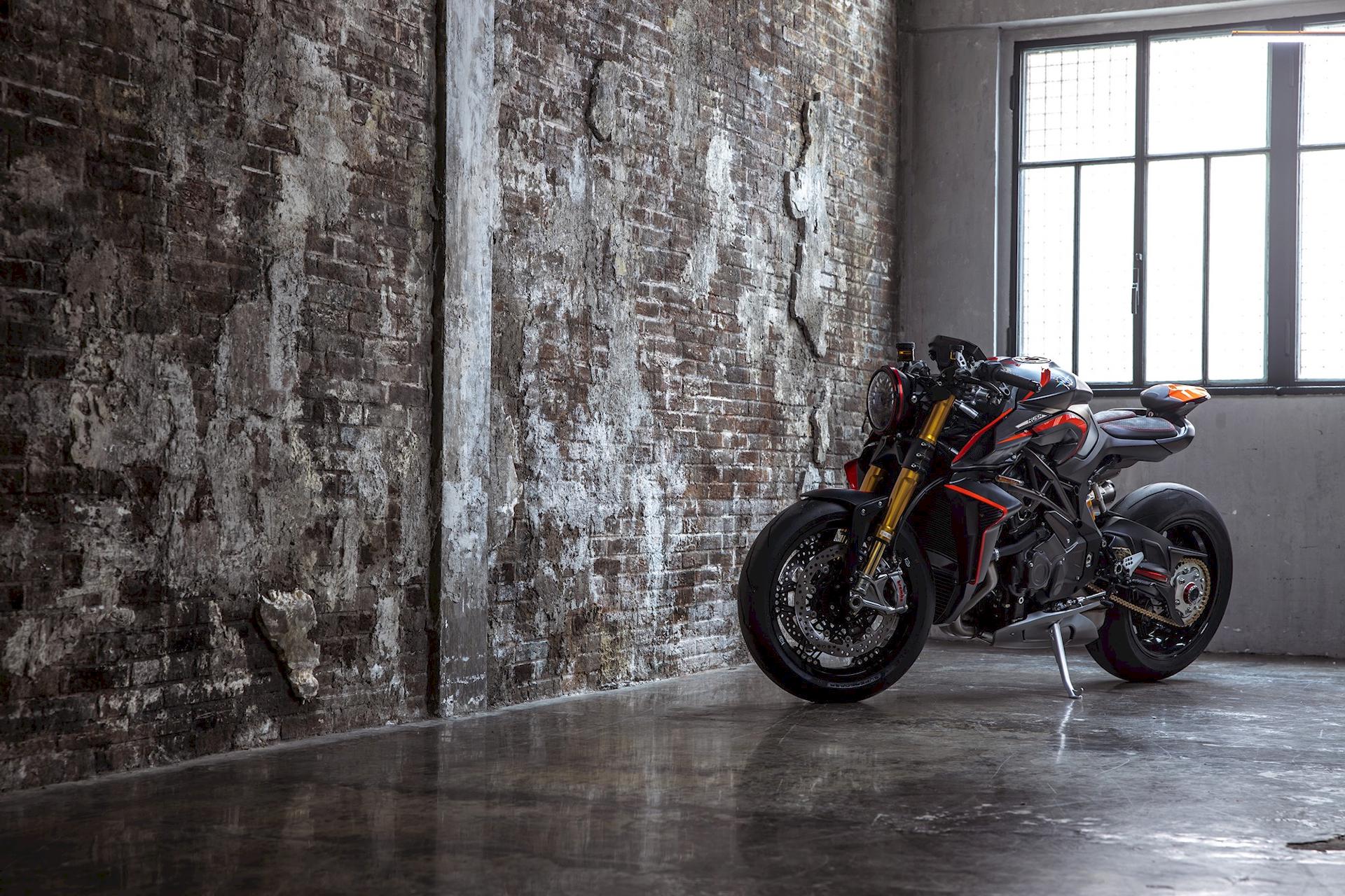 MV Agusta Rush 1000