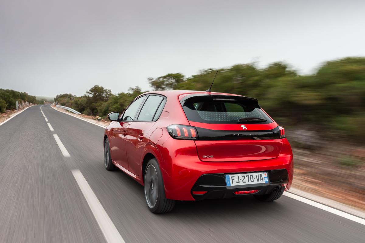 Nuova Peugeot 208 2020