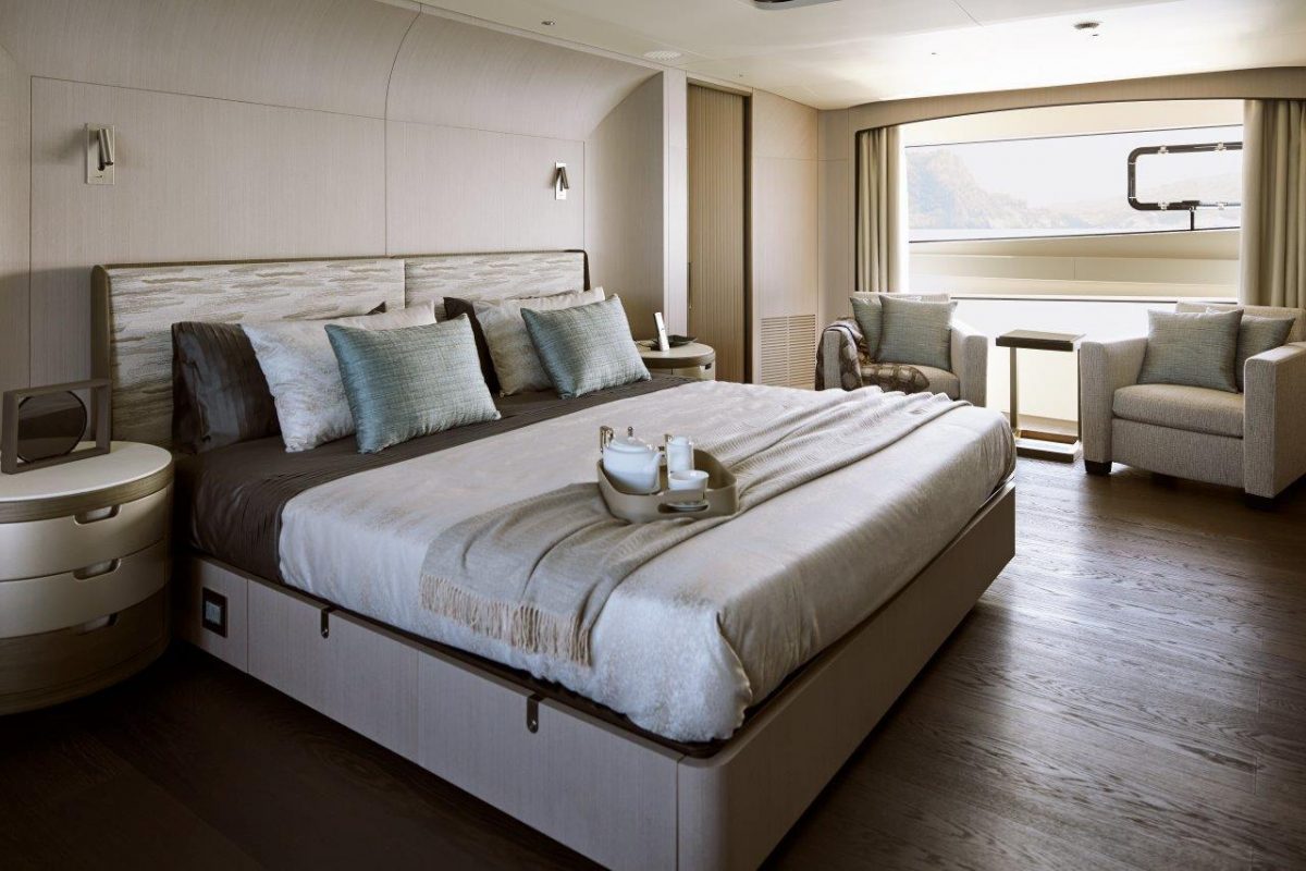 Benetti Yacht Diamond 145