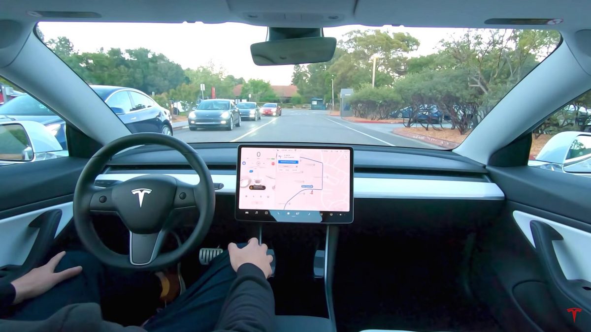Tesla Traffic Light