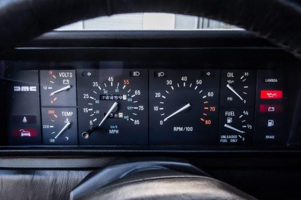 DeLorean DMC-12 strumentazione