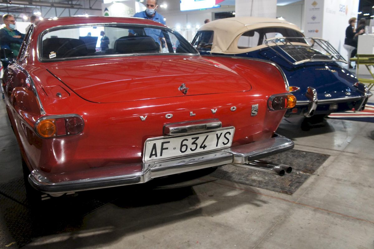 Volvo P1800 S