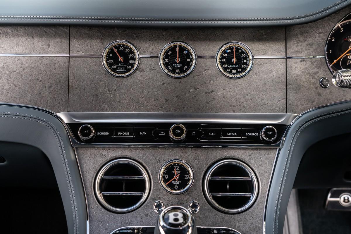 Bentley interni personalizzati