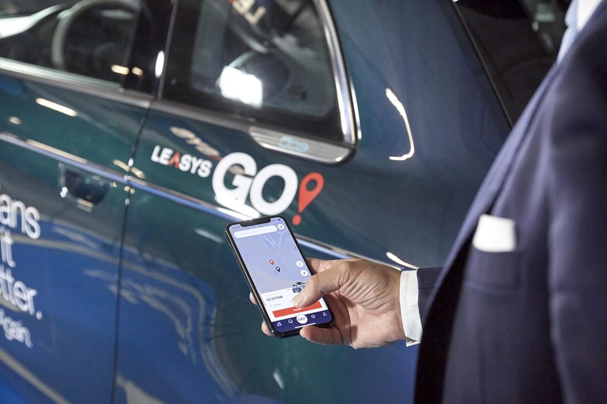 fiat 500 elettrica car sharing leasysgo