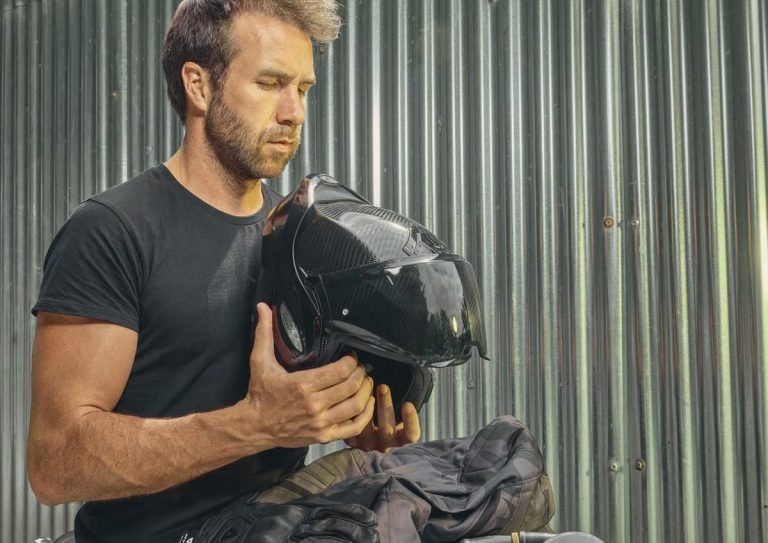Casco Scorpion Exo Tech Carbon