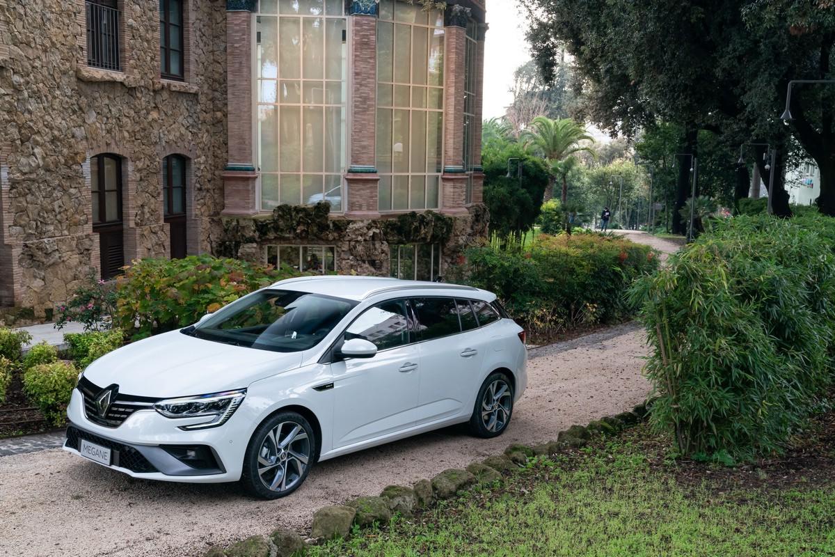 Renault Megane Sporter E-Tech Plug-In Hybrid 