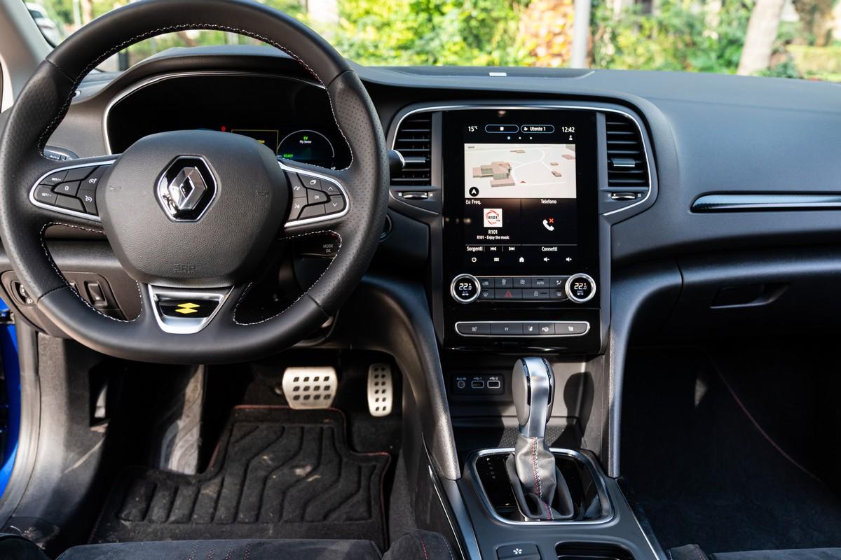 Renault Megane Sporter E-Tech Plug-In Hybrid 