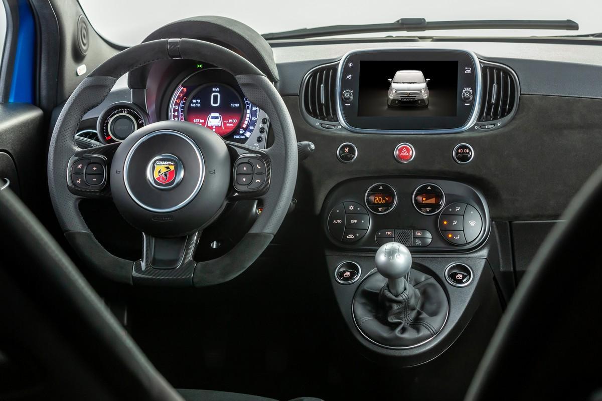 Nuova gamma Abarth 595 2021