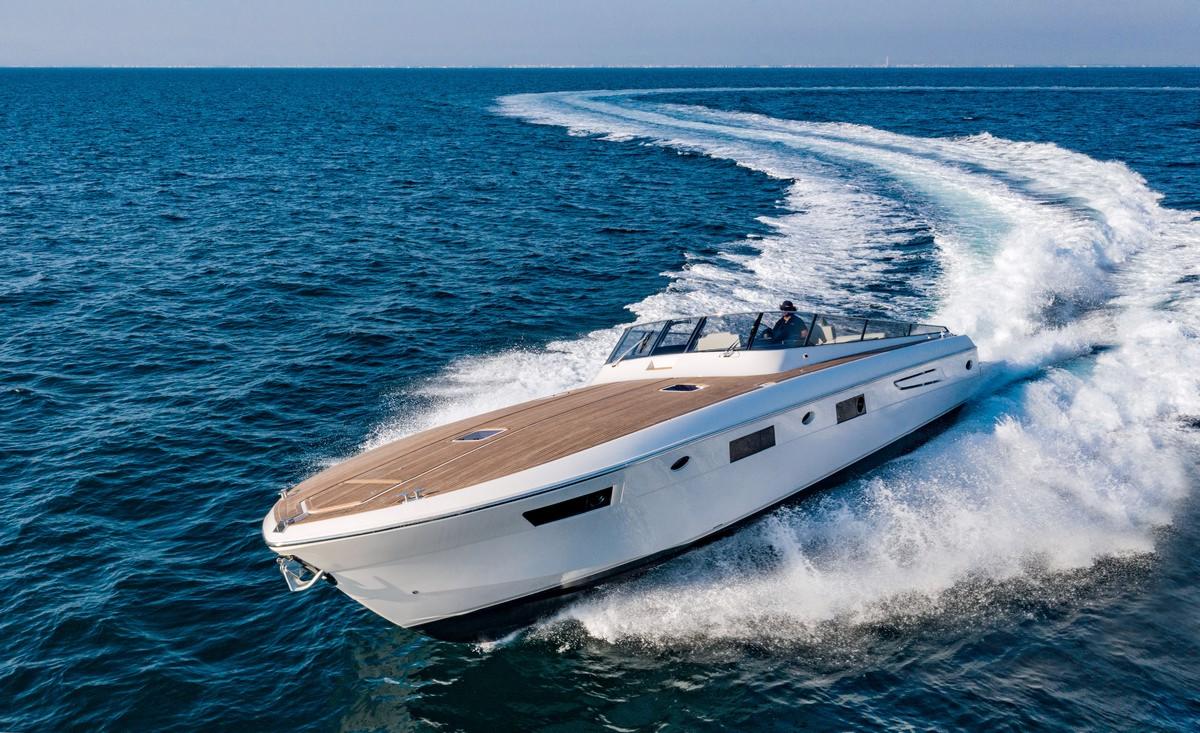 Nuovo Itama 62S