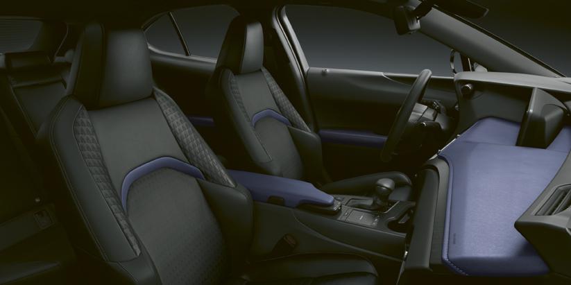 Lexus UX Hybrid Deep Sky