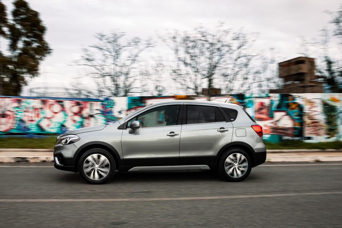 Suzuki S-Cross Hybrid 2021