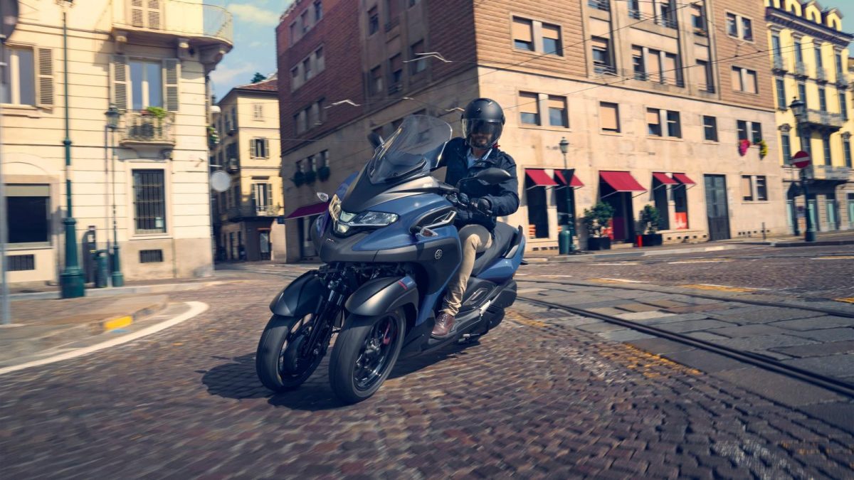 scooter a tre ruote Yamaha Tricity 300 MY 2022